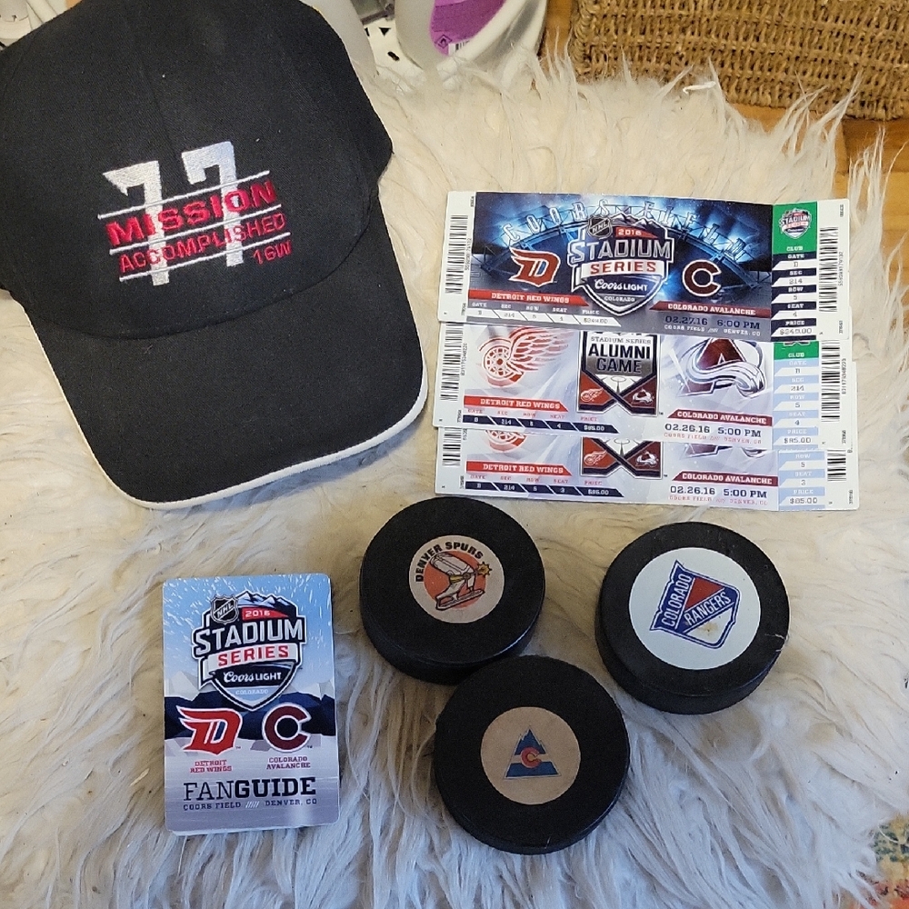 Colorado Avalanche Memorabilia